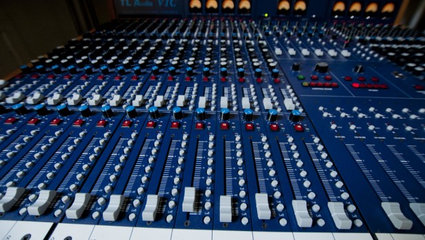 tl-desk-620x350.jpg